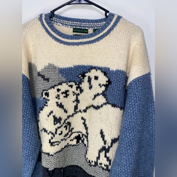 Knitted By Hand Polar Bear Sweater 100% Wool - Picture 2 of 3